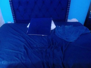 kinky-redhead18 Porn Show