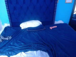 kinky-redhead18 Porn Show