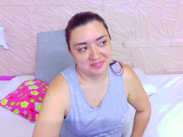 kinky-redhead18's BongaCams show and profile