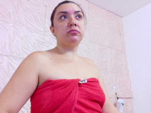 kinky-redhead18's BongaCams show and profile