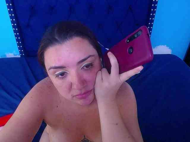 kinky-redhead18 webcam