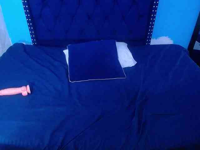 kinky-redhead18 kinky-redhead18