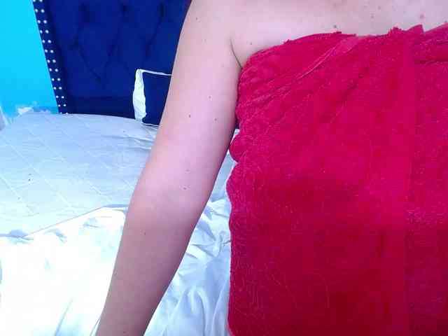 kinky-redhead18 webcam