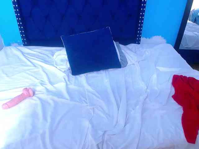 kinky-redhead18 webcam