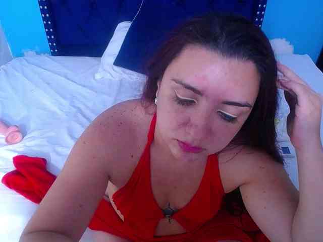 kinky-redhead18 webcam