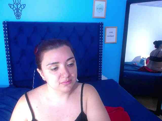 kinky-redhead18 webcam