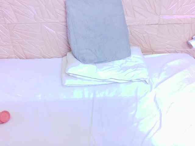 kinky-redhead18 webcam