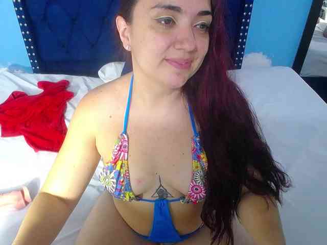 kinky-redhead18 webcam