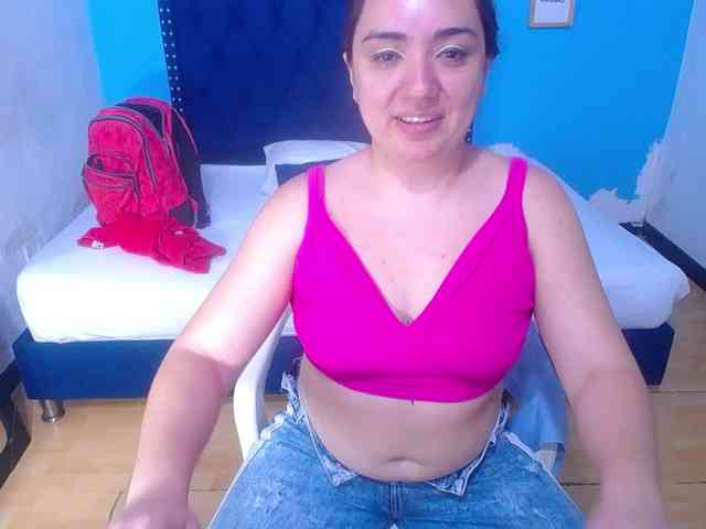 kinky-redhead18 webcam
