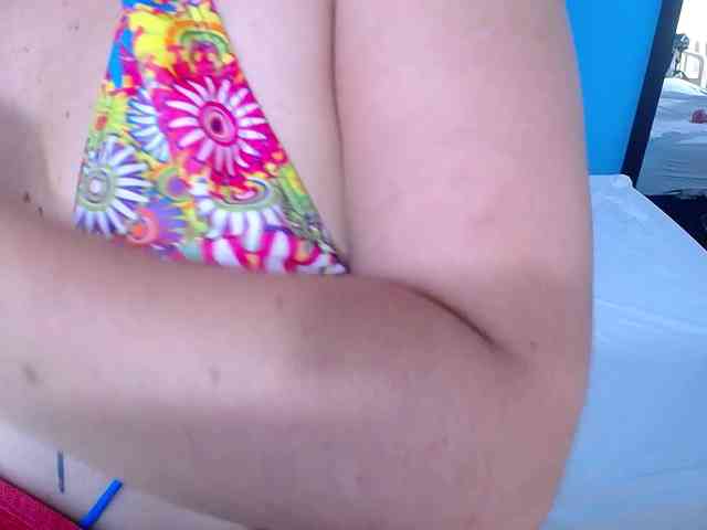 kinky-redhead18 webcam
