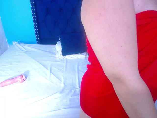 kinky-redhead18 webcam
