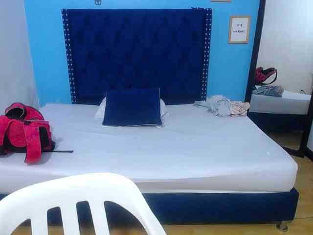 kinky-redhead18 kinky-redhead18