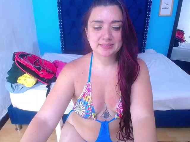 kinky-redhead18 webcam