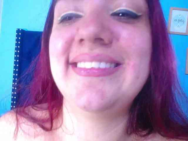 kinky-redhead18 webcam