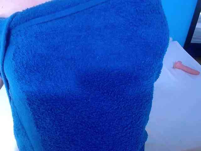 kinky-redhead18 webcam