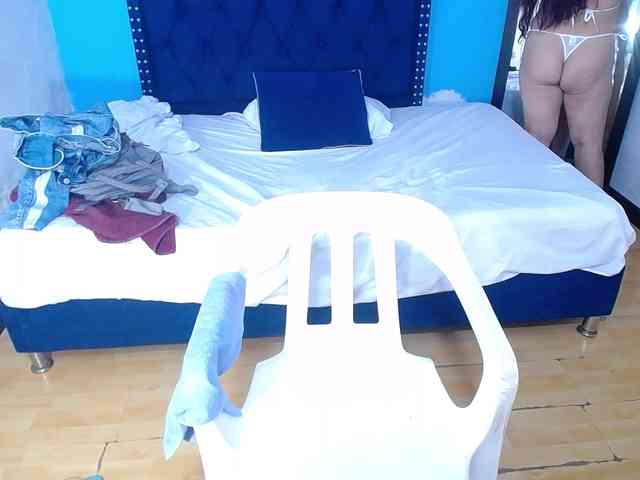 kinky-redhead18 webcam