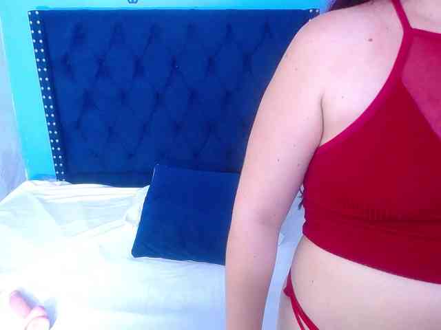 kinky-redhead18 webcam