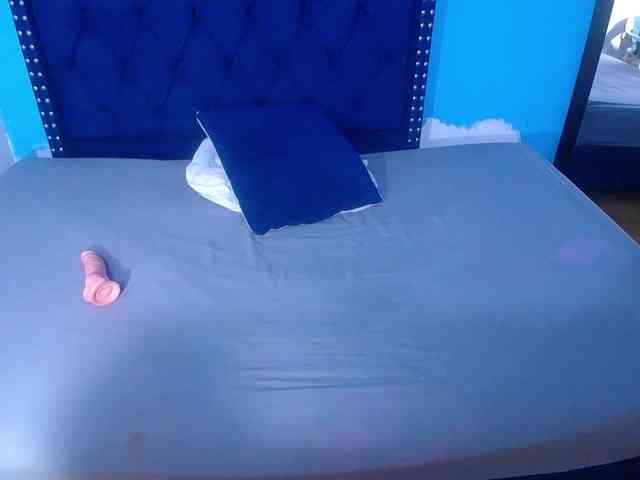 kinky-redhead18 kinky-redhead18