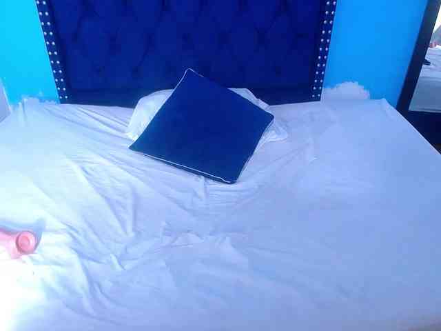 kinky-redhead18 kinky-redhead18