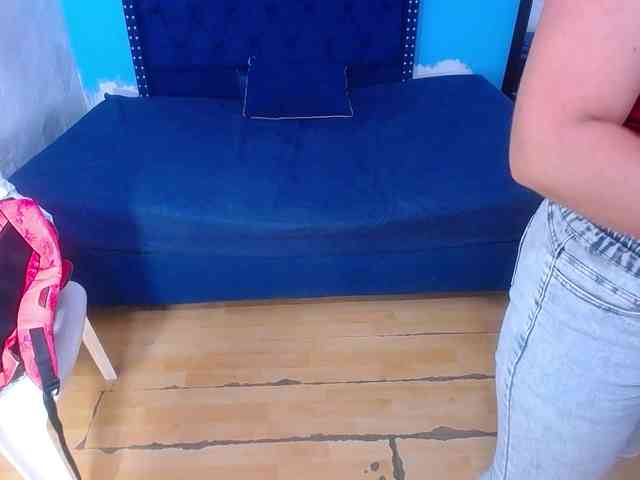 kinky-redhead18 webcam