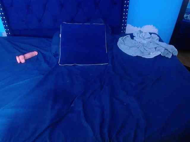 kinky-redhead18 kinky-redhead18