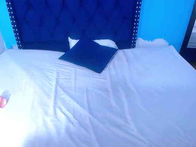 kinky-redhead18 kinky-redhead18