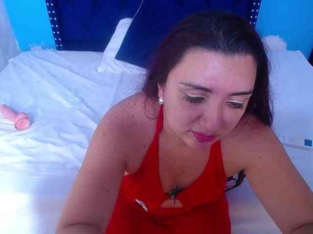 kinky-redhead18 webcam