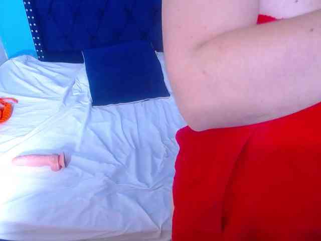 kinky-redhead18 webcam