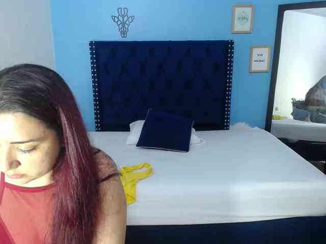 kinky-redhead18 webcam