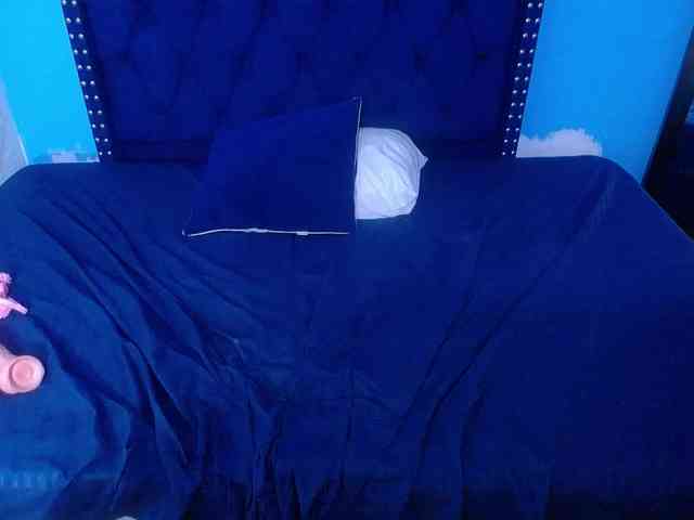 kinky-redhead18 kinky-redhead18