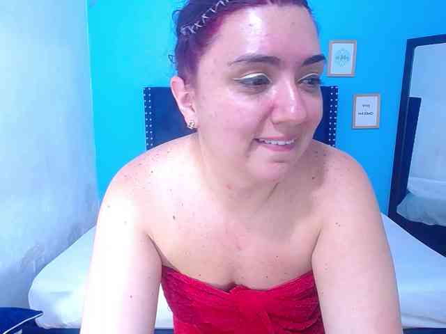 kinky-redhead18 webcam