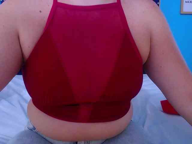 kinky-redhead18 webcam