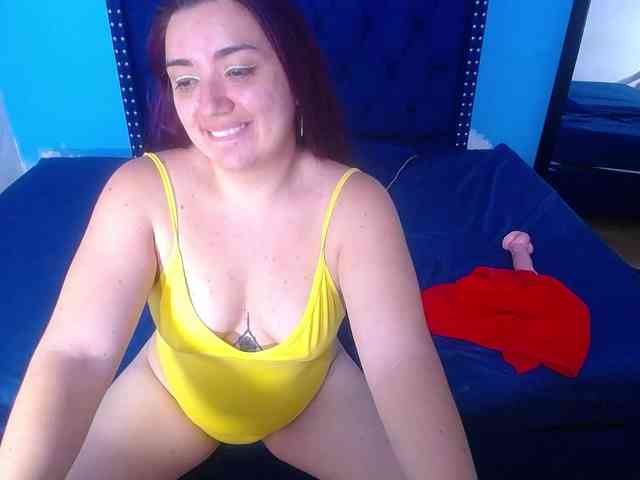 kinky-redhead18 webcam