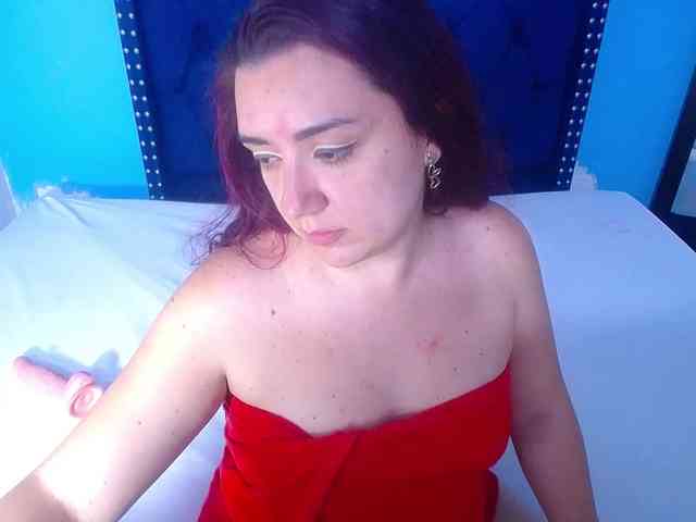 kinky-redhead18 Live Webcam on BongaCams