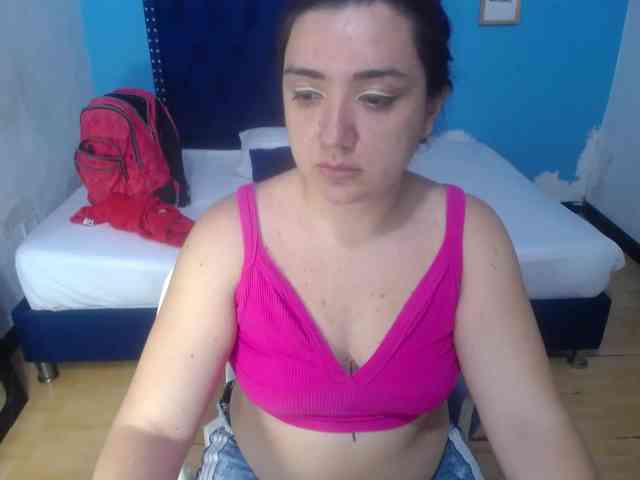 kinky-redhead18 webcam