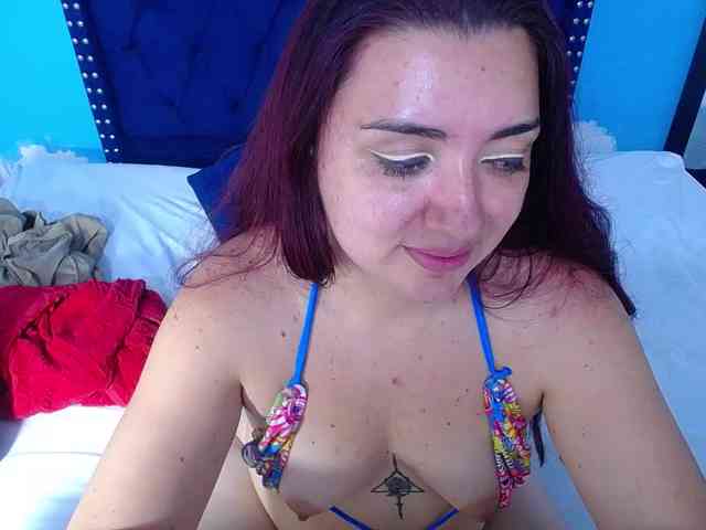 kinky-redhead18 webcam