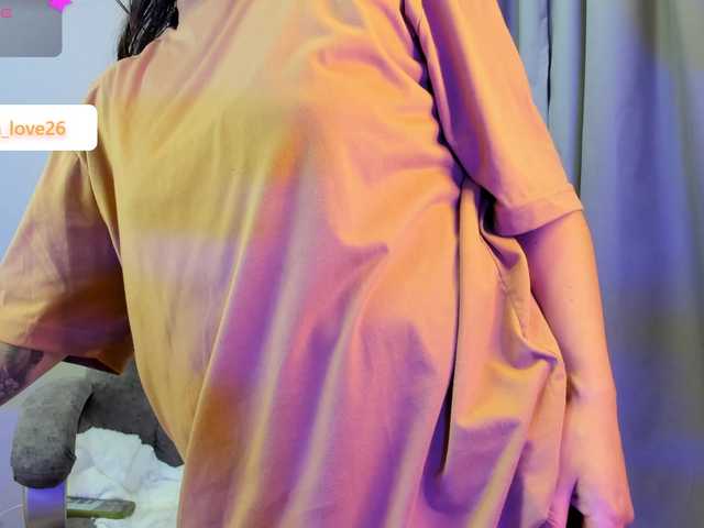 allisonlove69's BongaCams show and profile