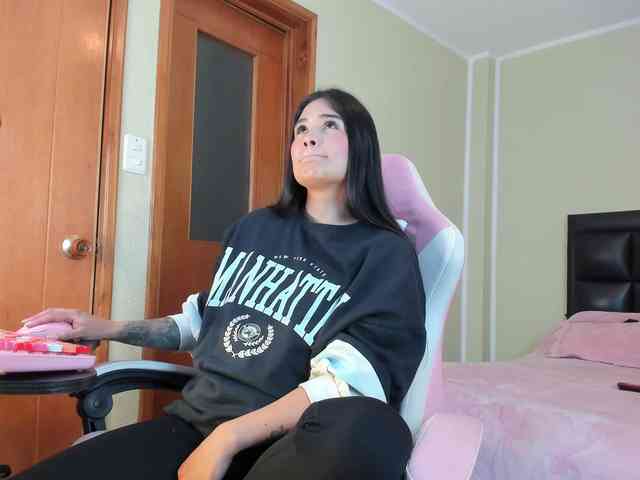 allisonlove69 webcam