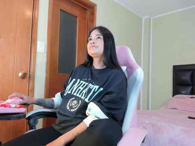 allisonlove69 webcam