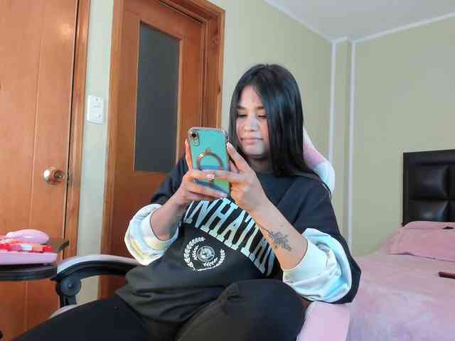 allisonlove69 webcam