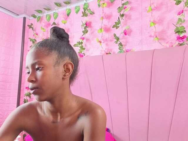  AngeyaPetite chat room