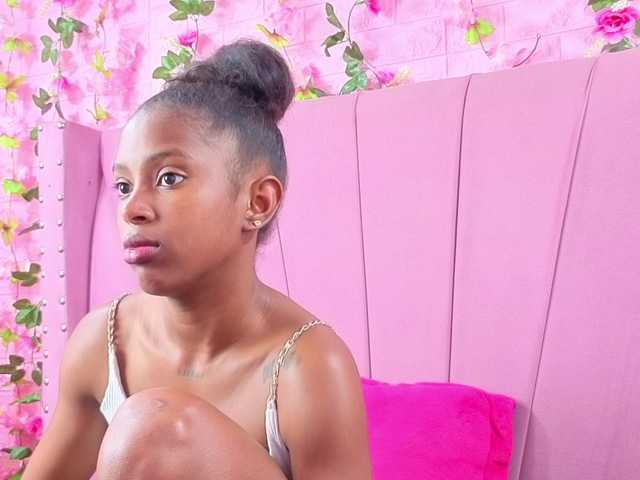 AngeyaPetite webcam bongacams model stream image