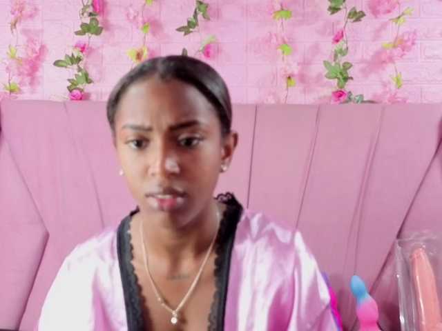 AngeyaPetite's BongaCams show and profile