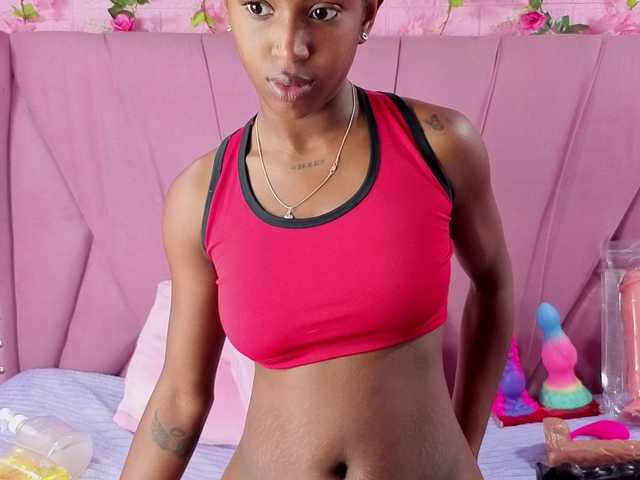 AngeyaPetite's BongaCams show and profile