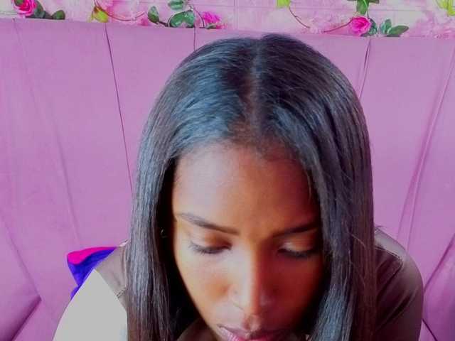 AngeyaPetite's BongaCams show and profile