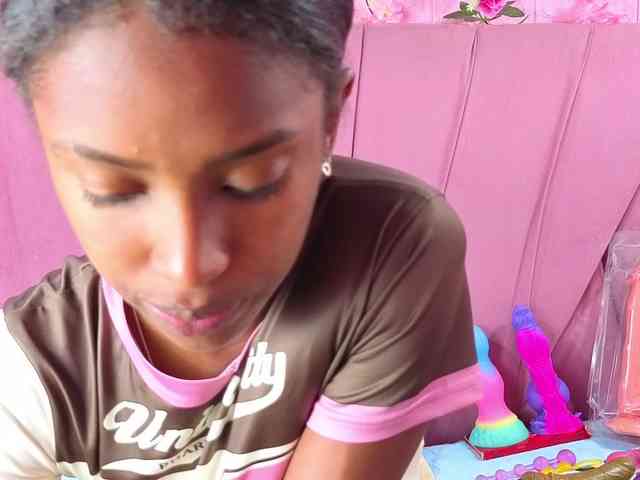 AngeyaPetite AngeyaPetite