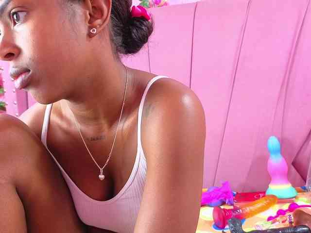 AngeyaPetite AngeyaPetite