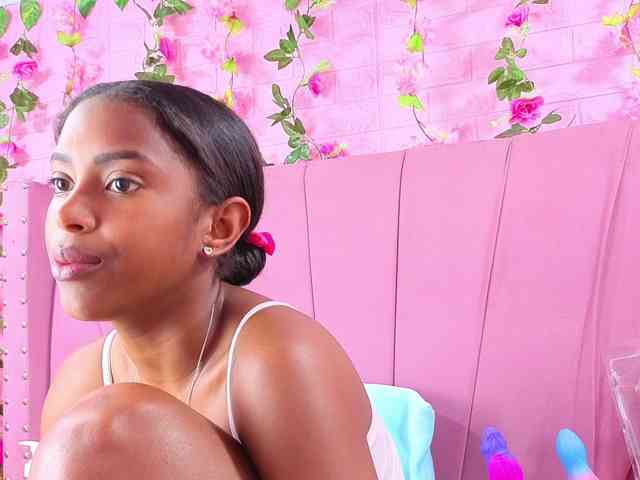 AngeyaPetite AngeyaPetite