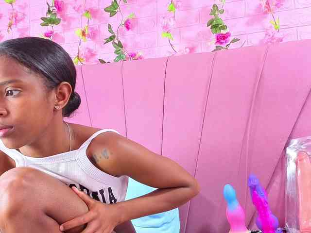 AngeyaPetite AngeyaPetite