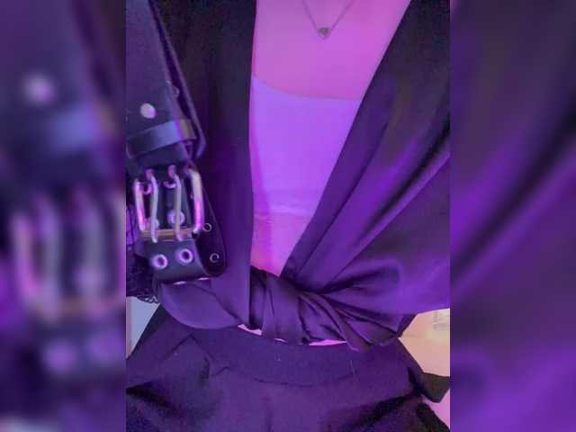 peach-juice's BongaCams show and profile